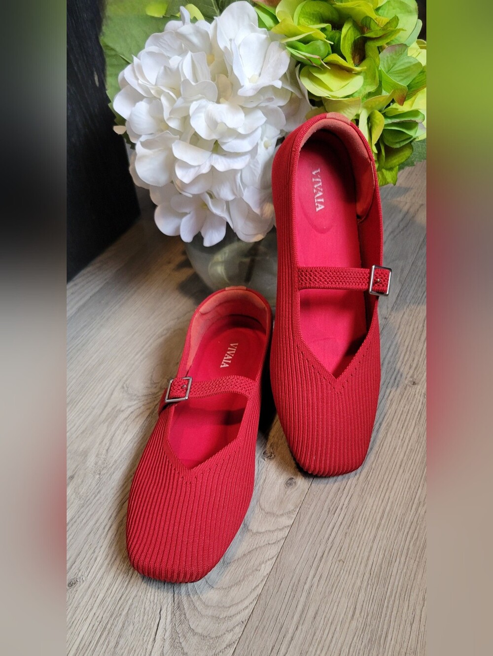 Vivaia Mary Jane Buckle Square-Toe V-Cut Red Flats, Women's US 8 EU 39 - Picture 2 of 16